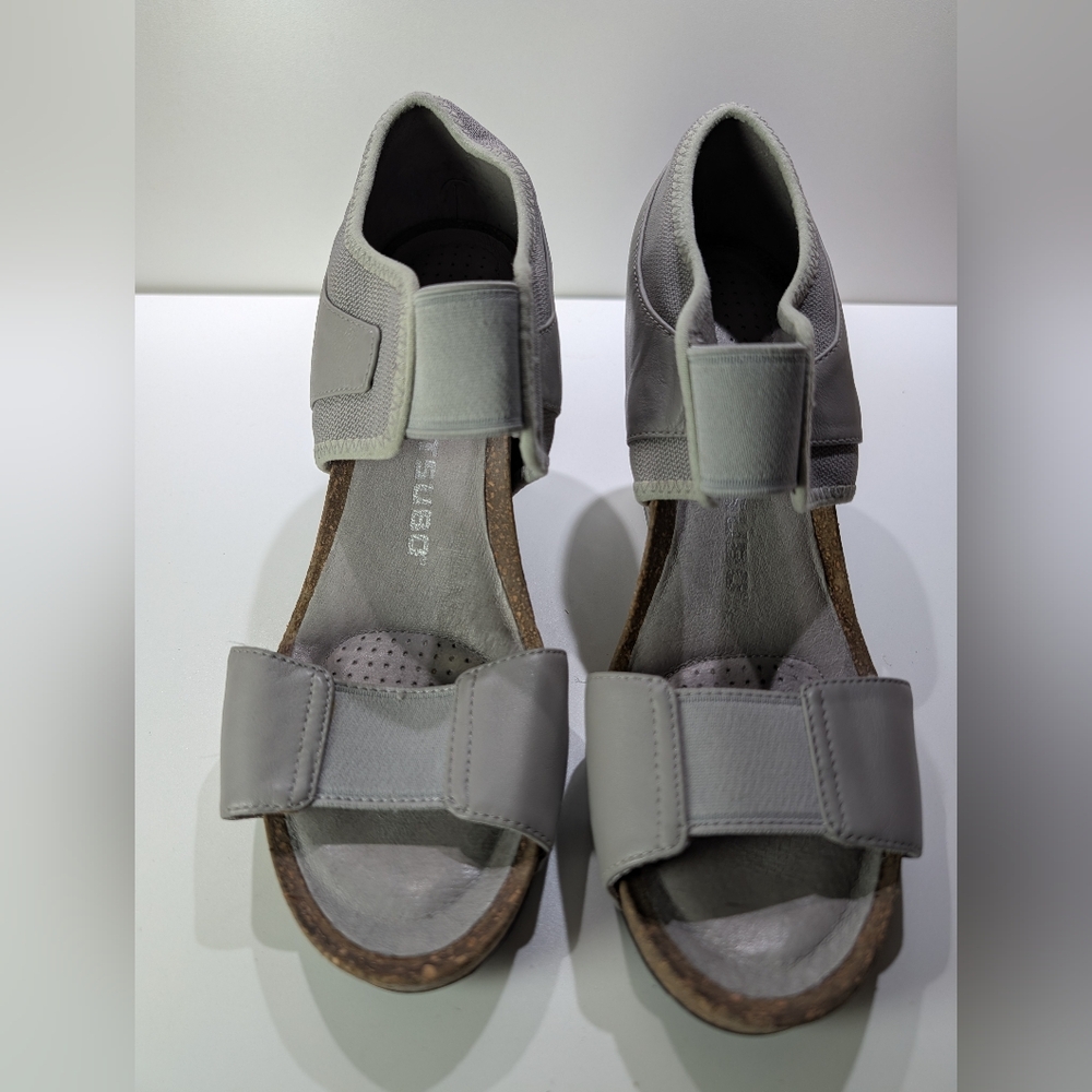 Women's Grey Comfort Strap Sandals